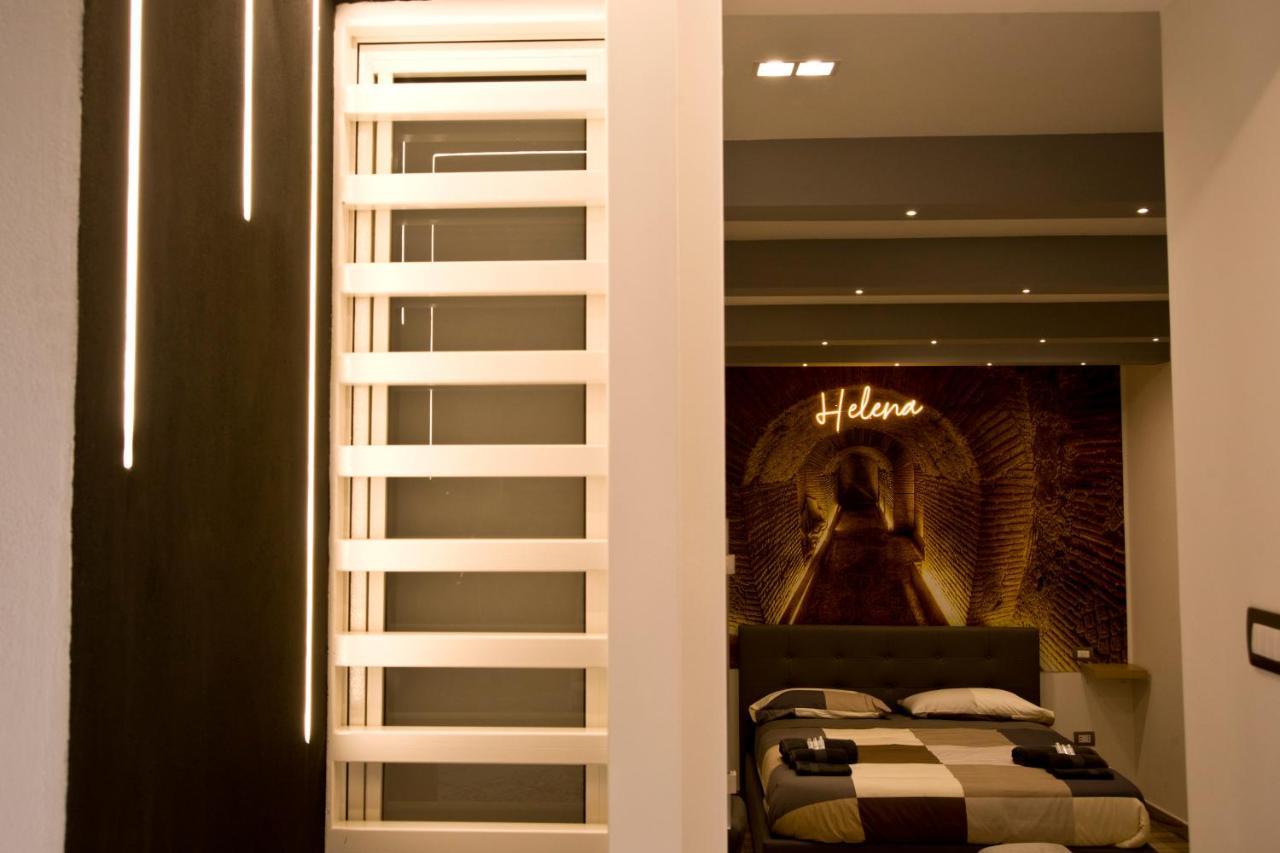 Suite Napoli Sotterranea Con Vasca Idromassaggio מראה חיצוני תמונה