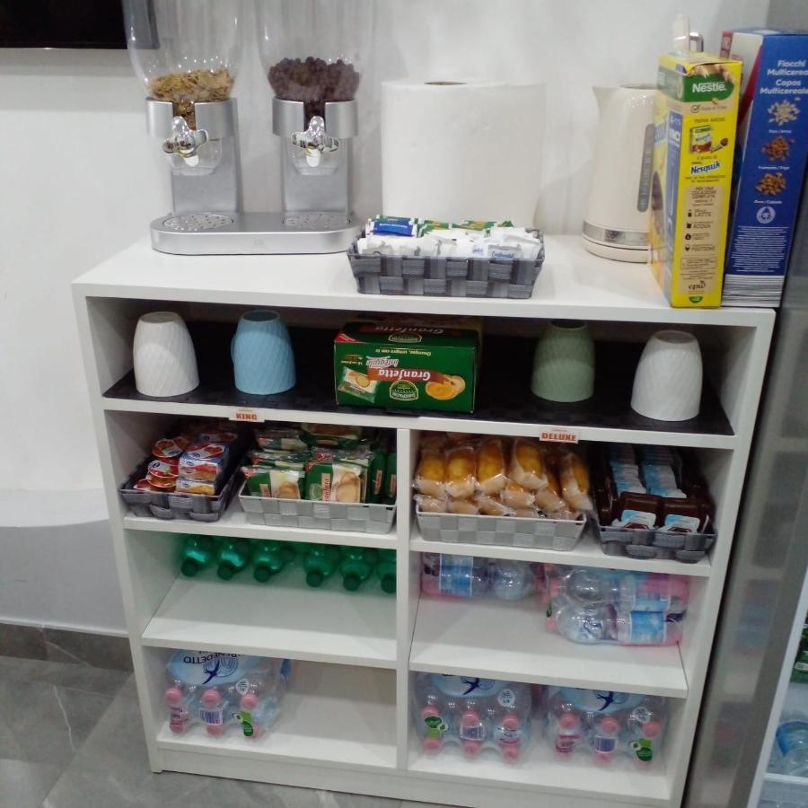Suite Napoli Sotterranea Con Vasca Idromassaggio מראה חיצוני תמונה